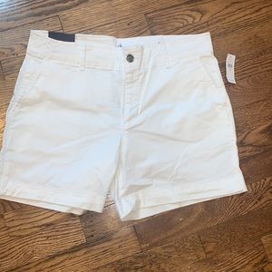 GAP white shorts